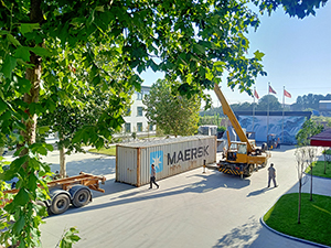 印度尼西亞石膏粉生產(chǎn)線發(fā)貨，今天裝了一個(gè)集裝箱，明天繼續(xù)。